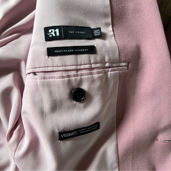 Simons Pink Slim-Fit Suit for a Contemporary Look - Picture 5 of 12